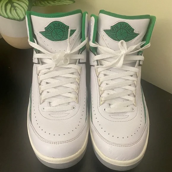 Nike Air Jordan 2 Retro Lucky GreenMens Shoes- Size 10